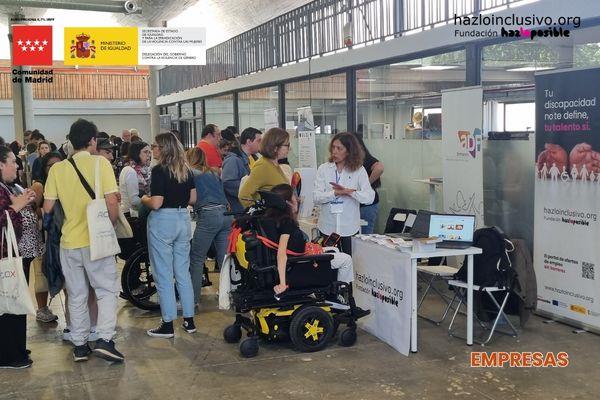 ¿Tu espacio en una feria de empleo atrae talento o crea barreras?